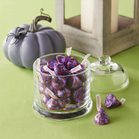 HERSHEY'S KISSES Dracula Milk Chocolate with Strawberry Flavored Creme Candy, Halloween, 9 oz Bag