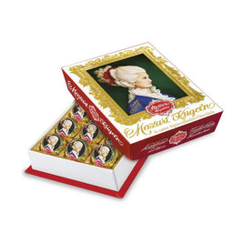 Reber Mozart Chocolate  Kugel Portrait Gift Box 12 Pieces
